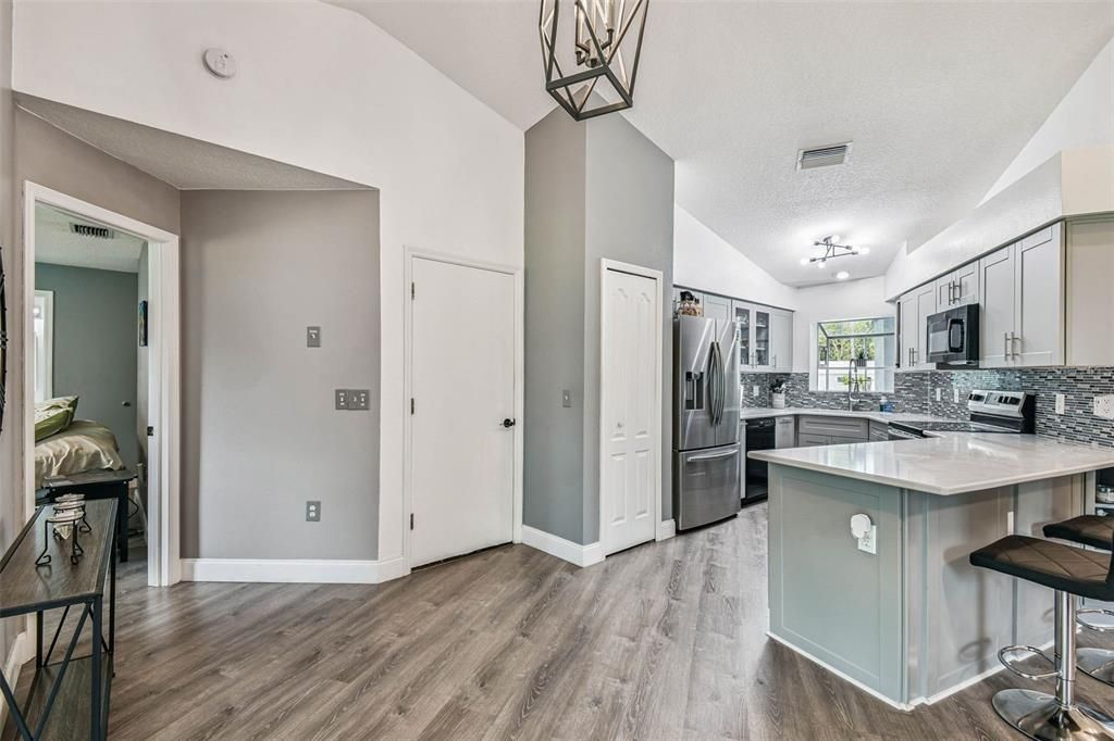Active With Contract: $510,000 (4 beds, 3 baths, 1553 Square Feet)