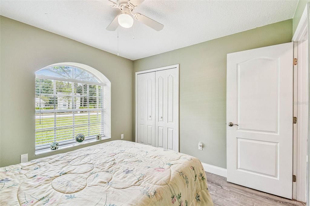 Active With Contract: $510,000 (4 beds, 3 baths, 1553 Square Feet)