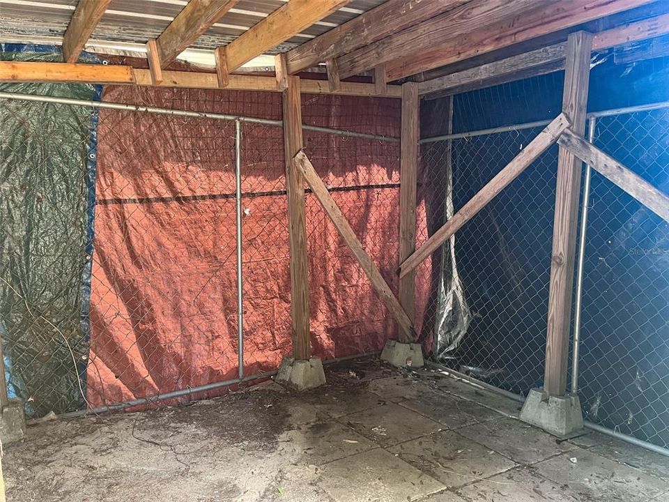 待售: $99,900 (1 贝兹, 1 浴室, 973 平方英尺)