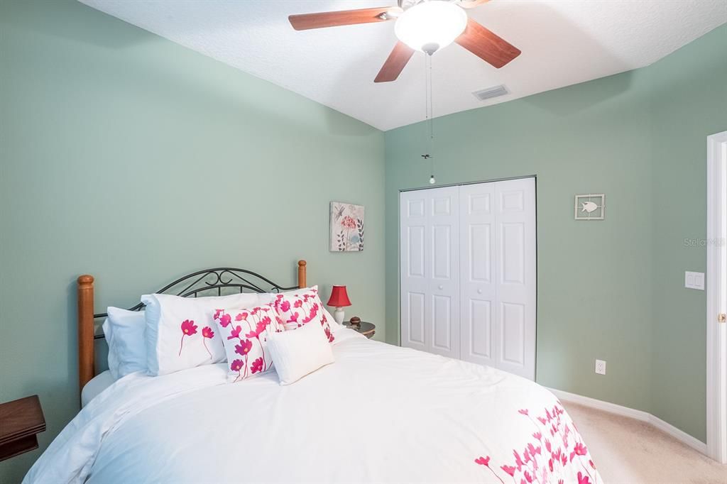 Под контрактом: $315,000 (2 спален, 2 ванн, 1649 Квадратных фут)