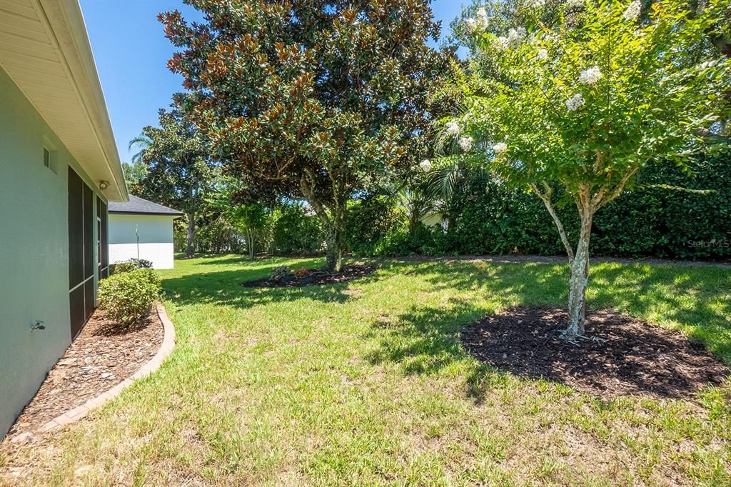 Под контрактом: $315,000 (2 спален, 2 ванн, 1649 Квадратных фут)