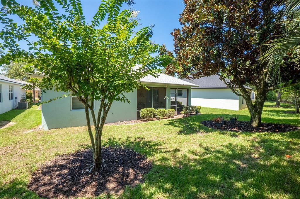 Под контрактом: $315,000 (2 спален, 2 ванн, 1649 Квадратных фут)