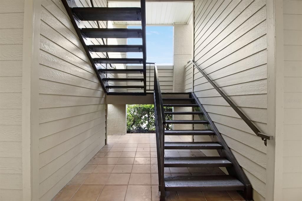 For Rent: $1,250 (1 beds, 1 baths, 661 Square Feet)