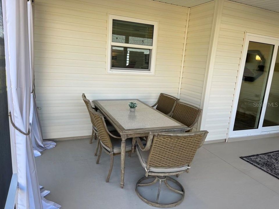 For Rent: $2,695 (3 beds, 2 baths, 1611 Square Feet)