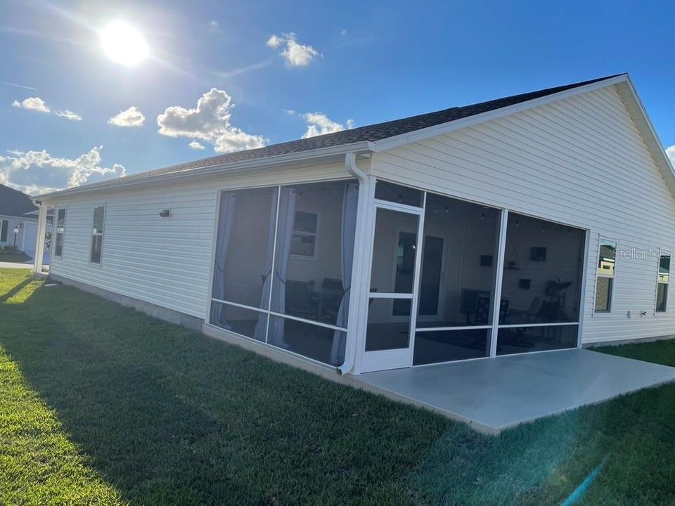 For Rent: $2,695 (3 beds, 2 baths, 1611 Square Feet)