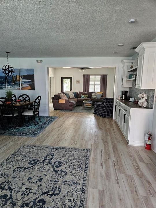 待售: $615,000 (4 贝兹, 3 浴室, 1655 平方英尺)