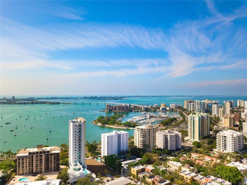 Active With Contract: $157,000 (1 beds, 1 baths, 552 Square Feet)