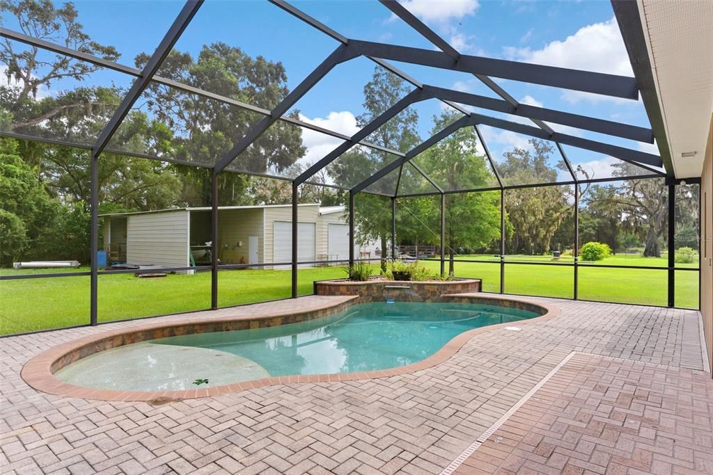 For Sale: $850,000 (3 beds, 2 baths, 2664 Square Feet)