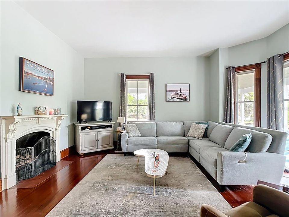 待售: $585,000 (0 贝兹, 0 浴室, 3175 平方英尺)