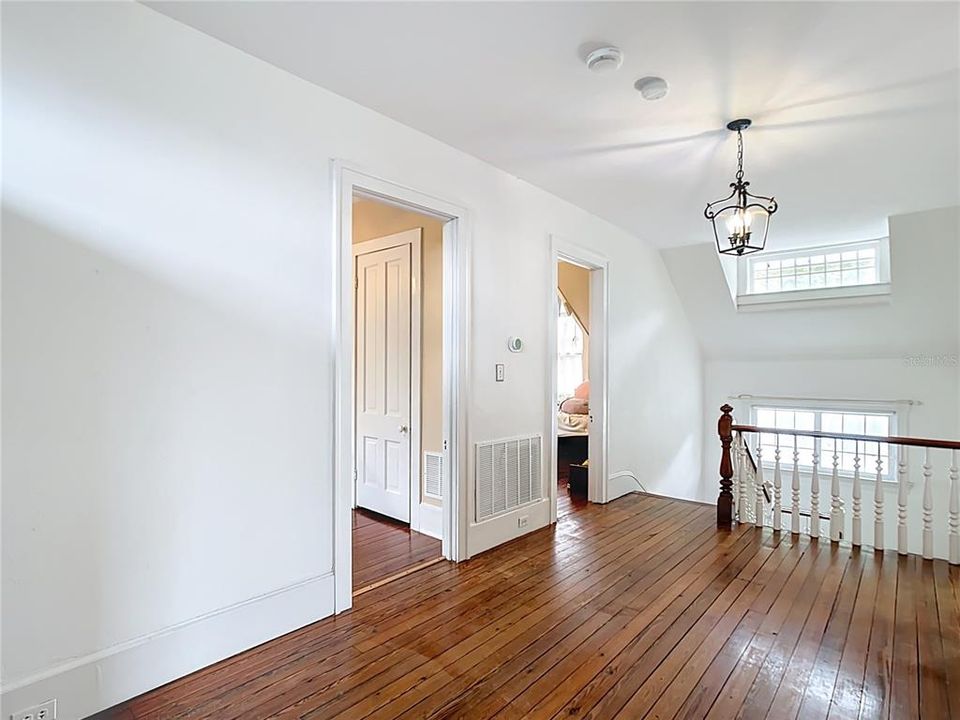 待售: $585,000 (0 贝兹, 0 浴室, 3175 平方英尺)