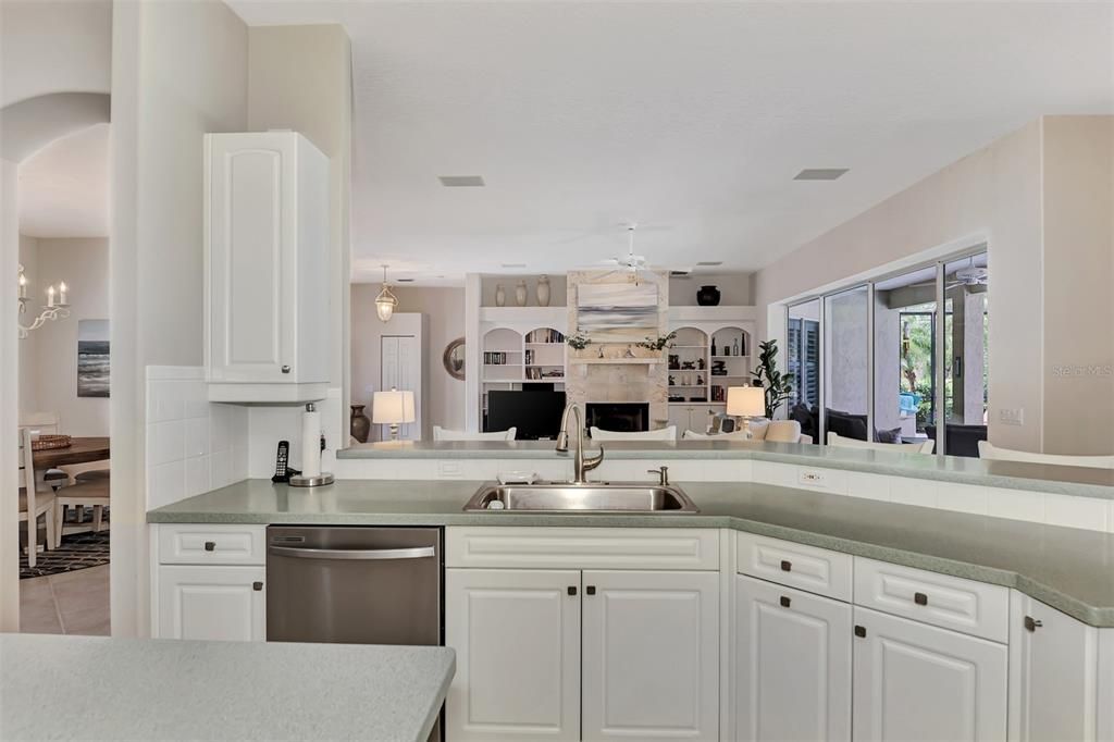 For Rent: $8,500 (3 beds, 2 baths, 2256 Square Feet)