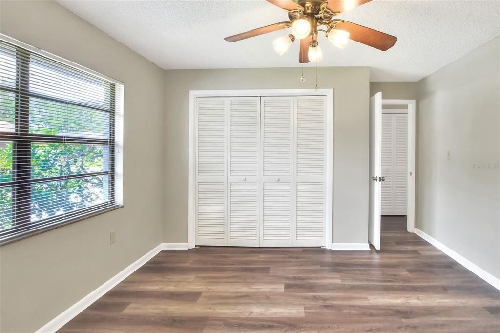 Activo con contrato: $229,900 (2 camas, 2 baños, 1352 Pies cuadrados)