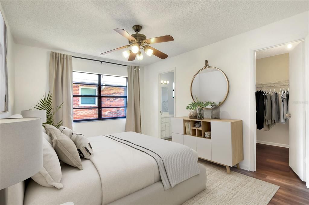 Activo con contrato: $229,900 (2 camas, 2 baños, 1352 Pies cuadrados)