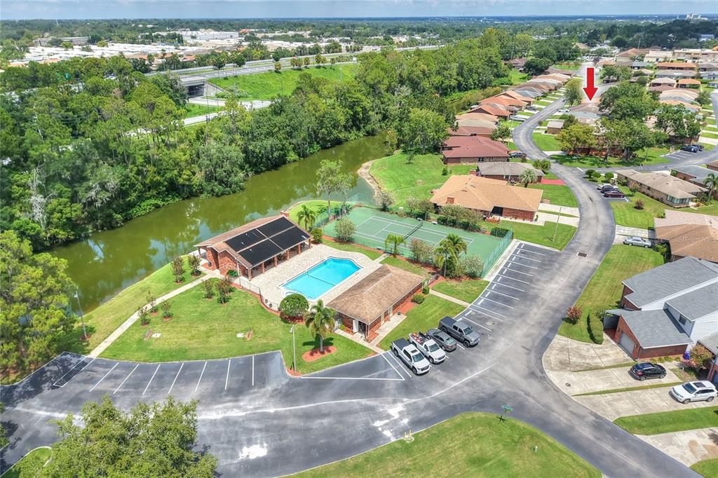 Activo con contrato: $229,900 (2 camas, 2 baños, 1352 Pies cuadrados)