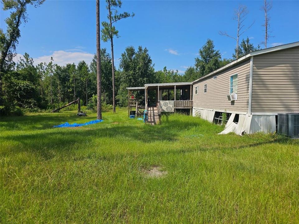 待售: $104,000 (4 贝兹, 2 浴室, 2040 平方英尺)