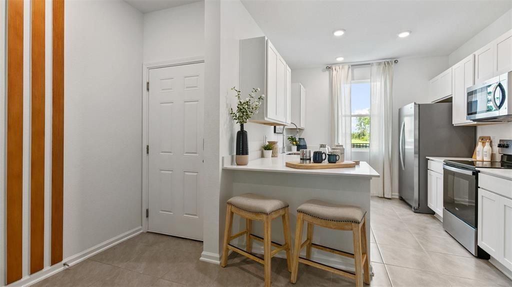 Active With Contract: $278,990 (3 beds, 2 baths, 1308 Square Feet)