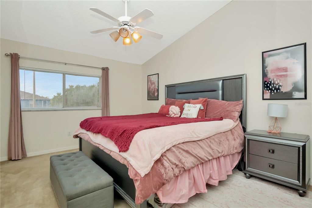 На продажу: $212,900 (2 спален, 2 ванн, 1360 Квадратных фут)