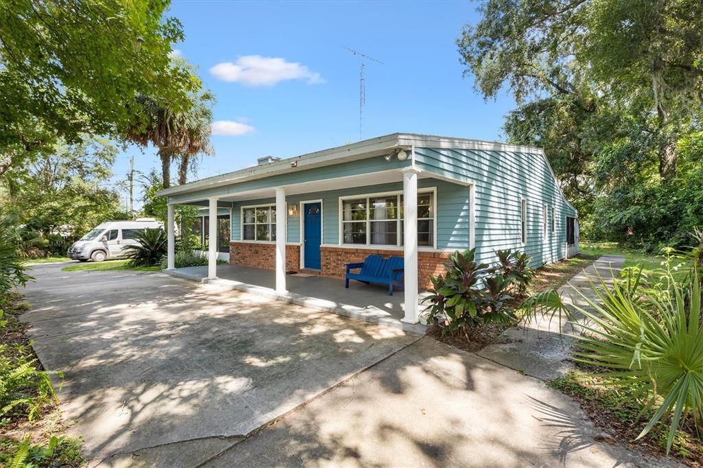 For Sale: $449,900 (3 beds, 2 baths, 1780 Square Feet)