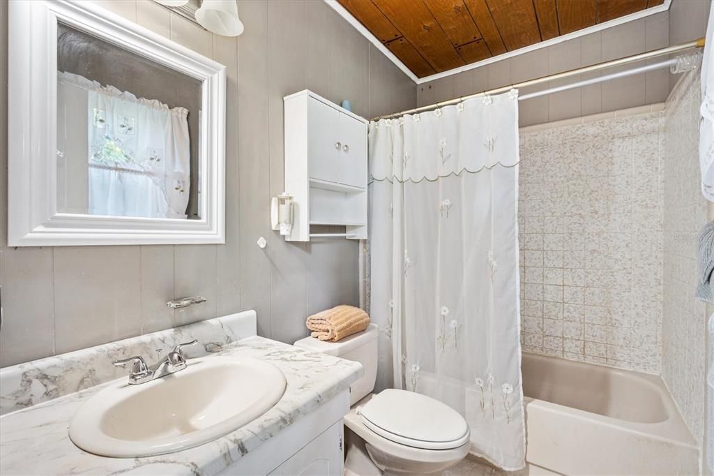 For Sale: $449,900 (3 beds, 2 baths, 1780 Square Feet)