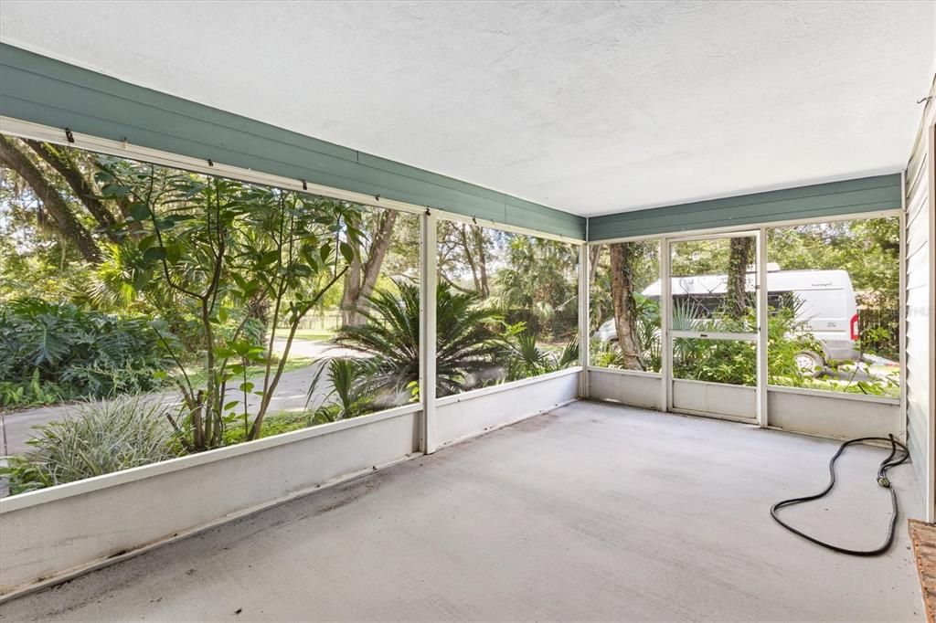 For Sale: $449,900 (3 beds, 2 baths, 1780 Square Feet)