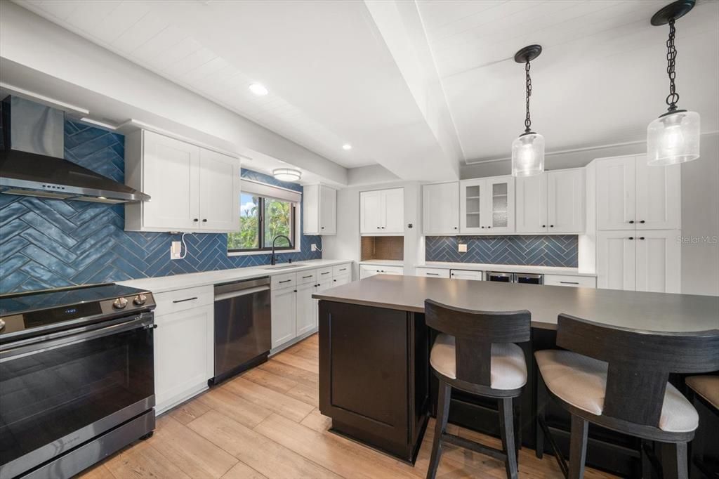 En Venta: $789,000 (3 camas, 2 baños, 1886 Pies cuadrados)