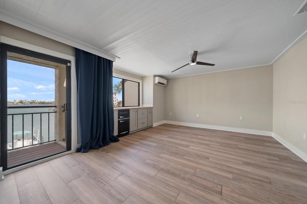 En Venta: $789,000 (3 camas, 2 baños, 1886 Pies cuadrados)