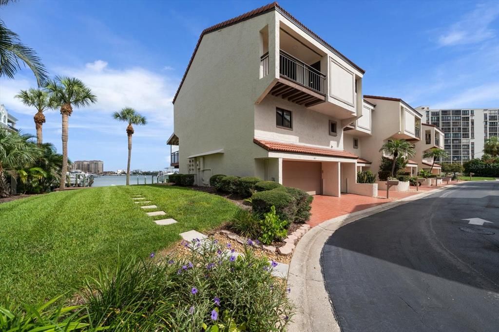 En Venta: $789,000 (3 camas, 2 baños, 1886 Pies cuadrados)