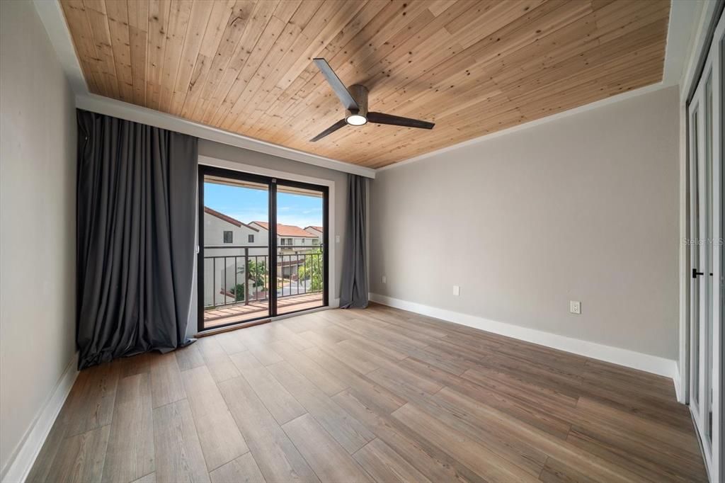 En Venta: $789,000 (3 camas, 2 baños, 1886 Pies cuadrados)