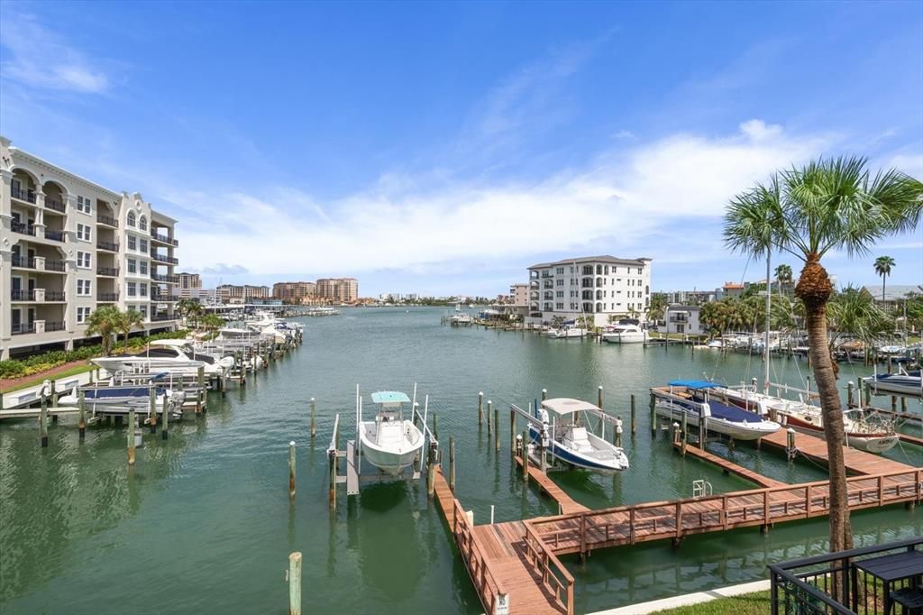 En Venta: $789,000 (3 camas, 2 baños, 1886 Pies cuadrados)