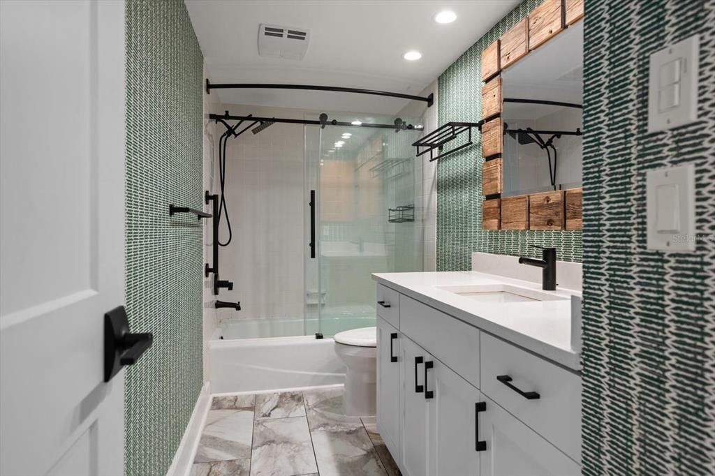 En Venta: $789,000 (3 camas, 2 baños, 1886 Pies cuadrados)