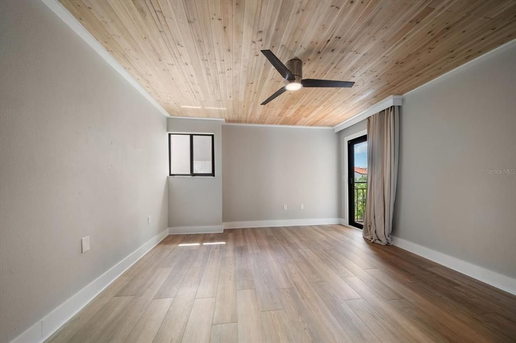 En Venta: $789,000 (3 camas, 2 baños, 1886 Pies cuadrados)