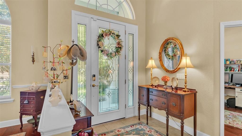 Activo con contrato: $494,900 (4 camas, 2 baños, 2631 Pies cuadrados)