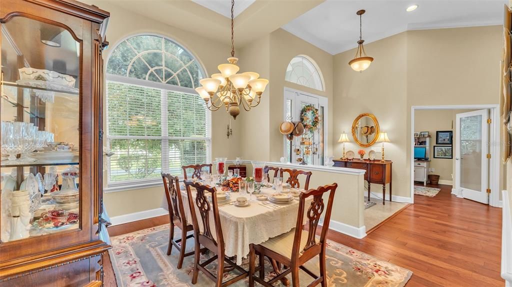 Activo con contrato: $494,900 (4 camas, 2 baños, 2631 Pies cuadrados)