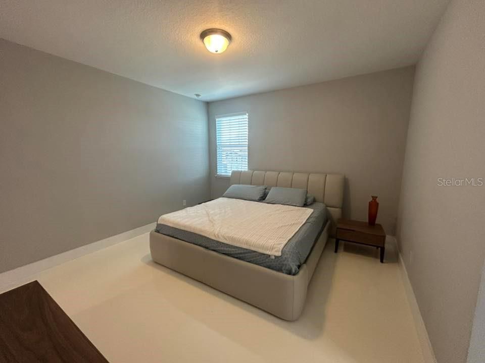 For Sale: $899,999 (5 beds, 4 baths, 4121 Square Feet)