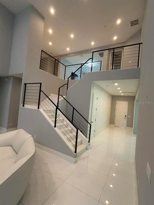 For Sale: $899,999 (5 beds, 4 baths, 4121 Square Feet)