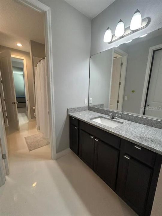 For Sale: $899,999 (5 beds, 4 baths, 4121 Square Feet)