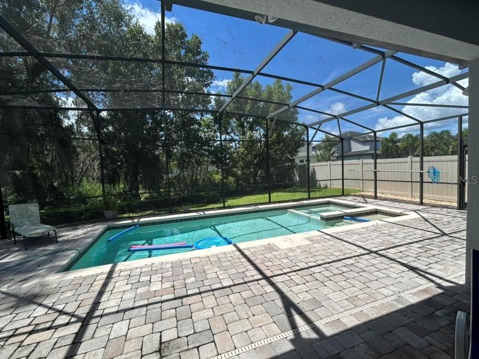 For Sale: $899,999 (5 beds, 4 baths, 4121 Square Feet)