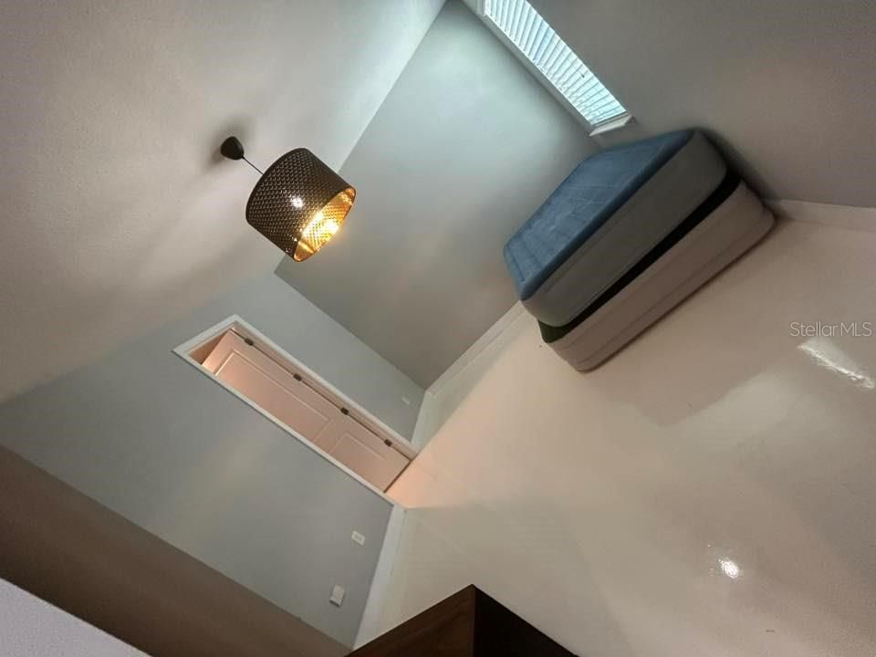 For Sale: $899,999 (5 beds, 4 baths, 4121 Square Feet)