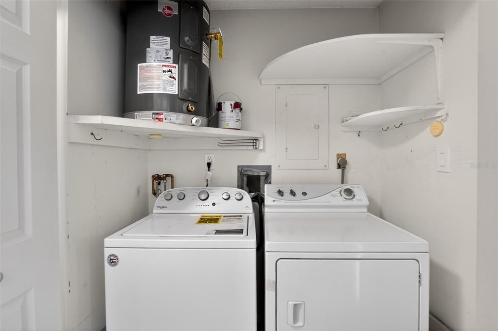 Под контрактом: $139,900 (2 спален, 2 ванн, 972 Квадратных фут)