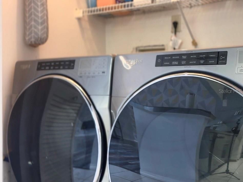 待售: $270,000 (3 贝兹, 2 浴室, 1256 平方英尺)