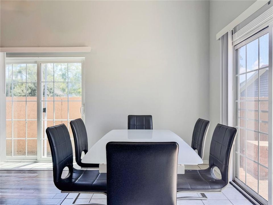 待售: $270,000 (3 贝兹, 2 浴室, 1256 平方英尺)