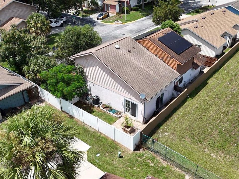 待售: $270,000 (3 贝兹, 2 浴室, 1256 平方英尺)