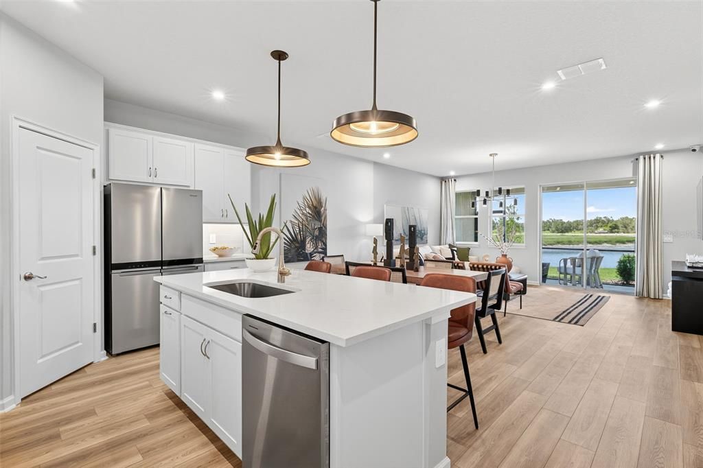 Active With Contract: $299,990 (3 beds, 2 baths, 1691 Square Feet)