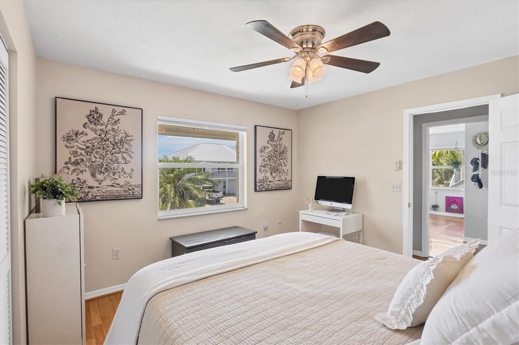 For Sale: $624,900 (4 beds, 2 baths, 1968 Square Feet)