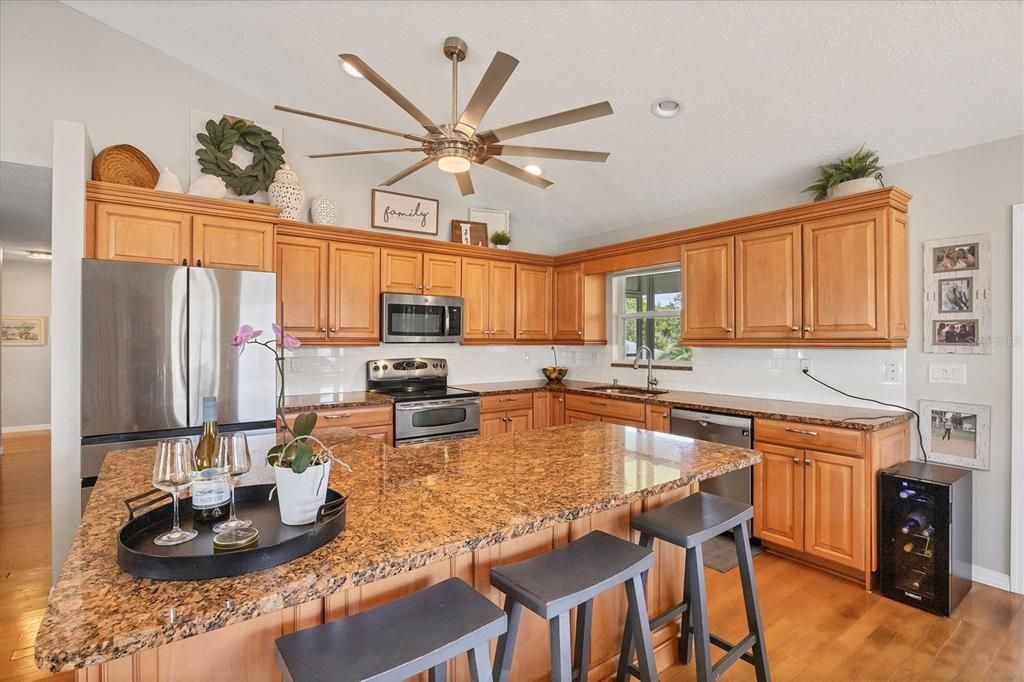 For Sale: $624,900 (4 beds, 2 baths, 1968 Square Feet)