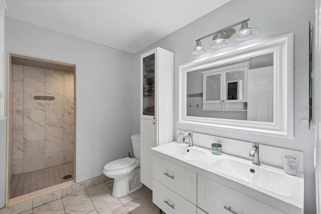 For Sale: $624,900 (4 beds, 2 baths, 1968 Square Feet)