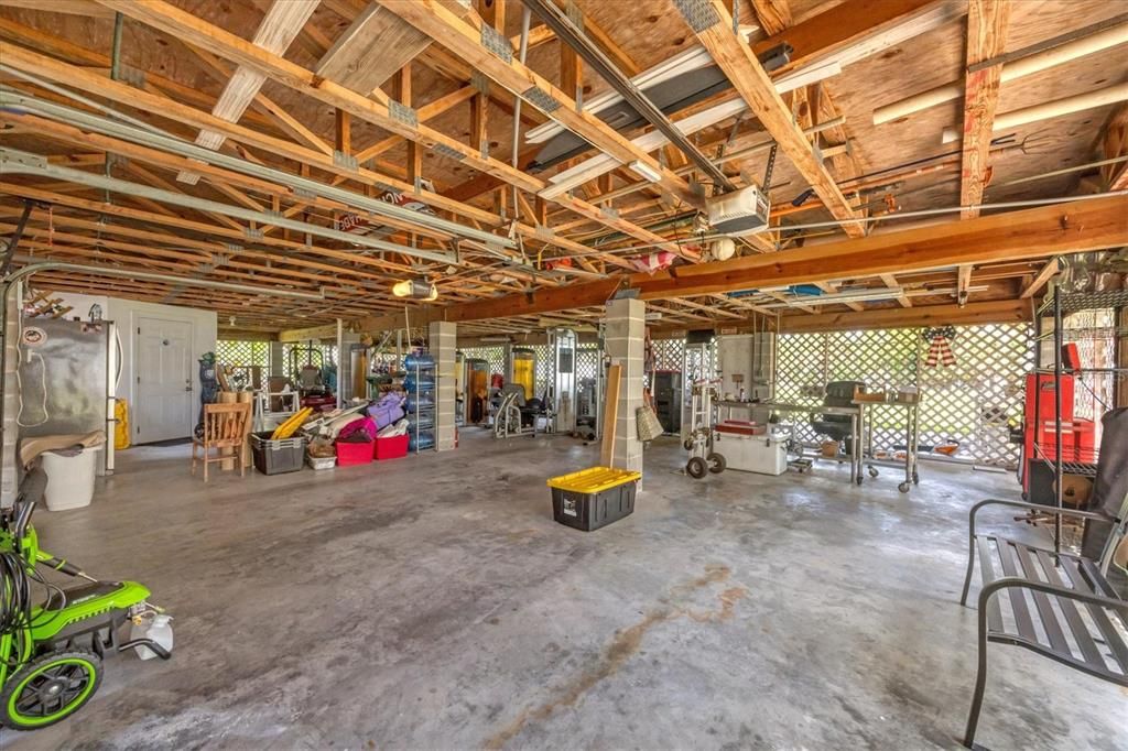 For Sale: $624,900 (4 beds, 2 baths, 1968 Square Feet)