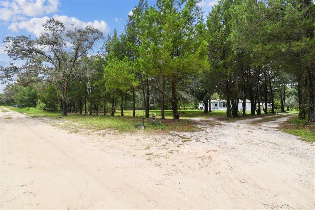 For Sale: $199,900 (3 beds, 2 baths, 1512 Square Feet)