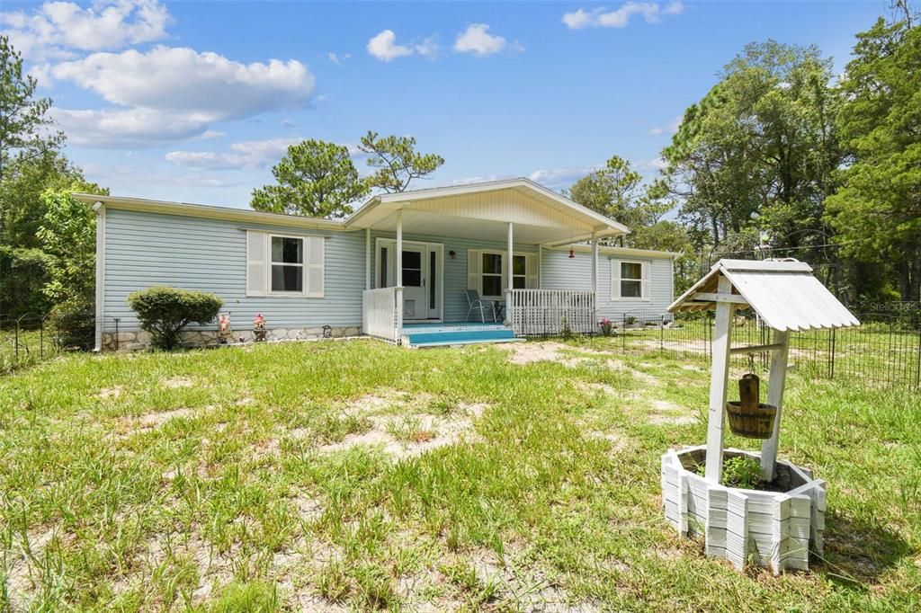 For Sale: $199,900 (3 beds, 2 baths, 1512 Square Feet)