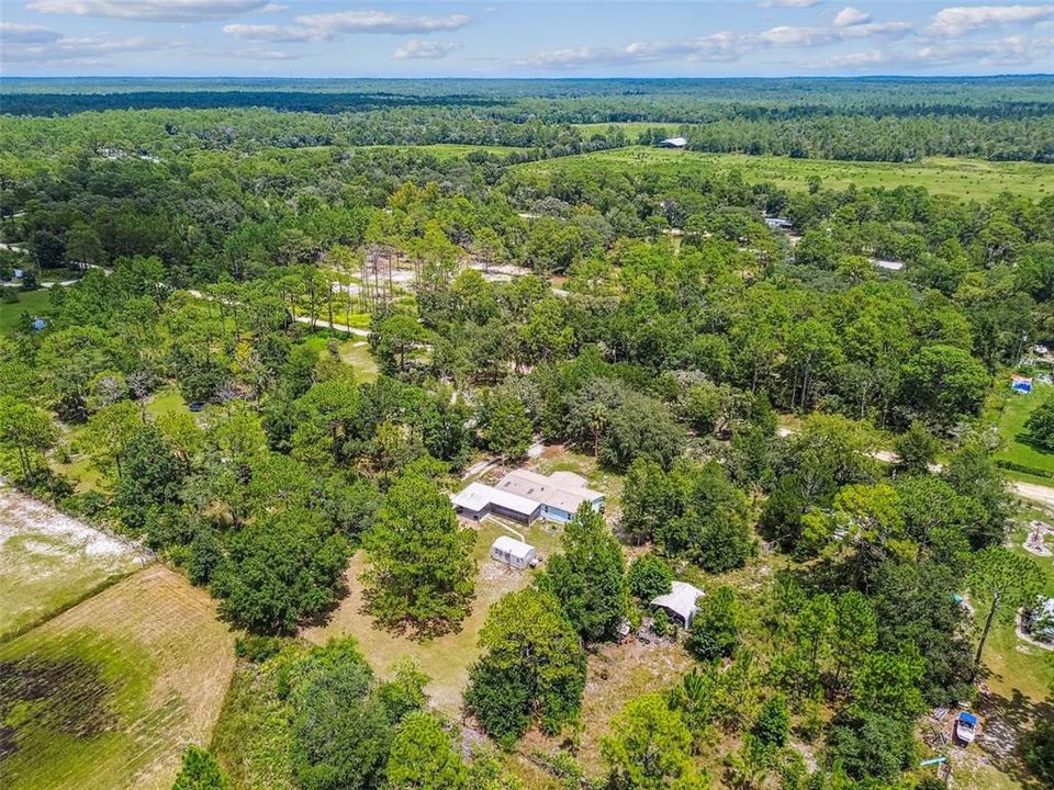 For Sale: $199,900 (3 beds, 2 baths, 1512 Square Feet)